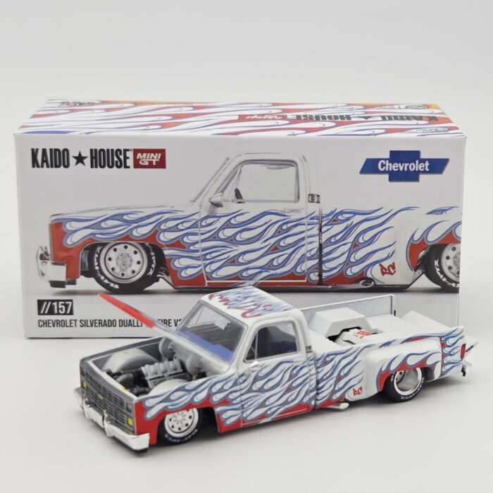 Mini Gt - 1980 Chevrolet Silverado Dually On Fire V2