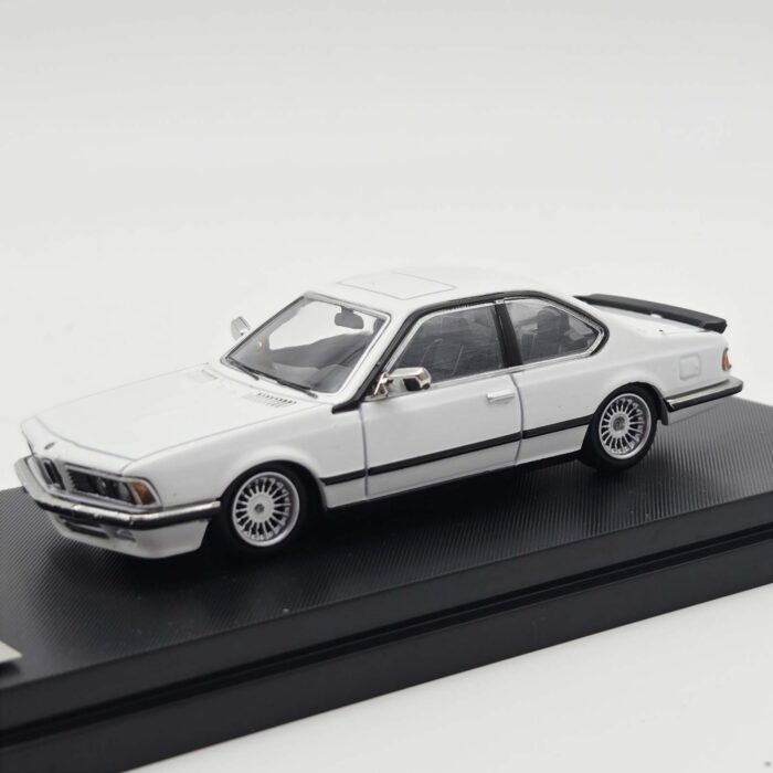 Street Weapon - BMW E24 635 CSI