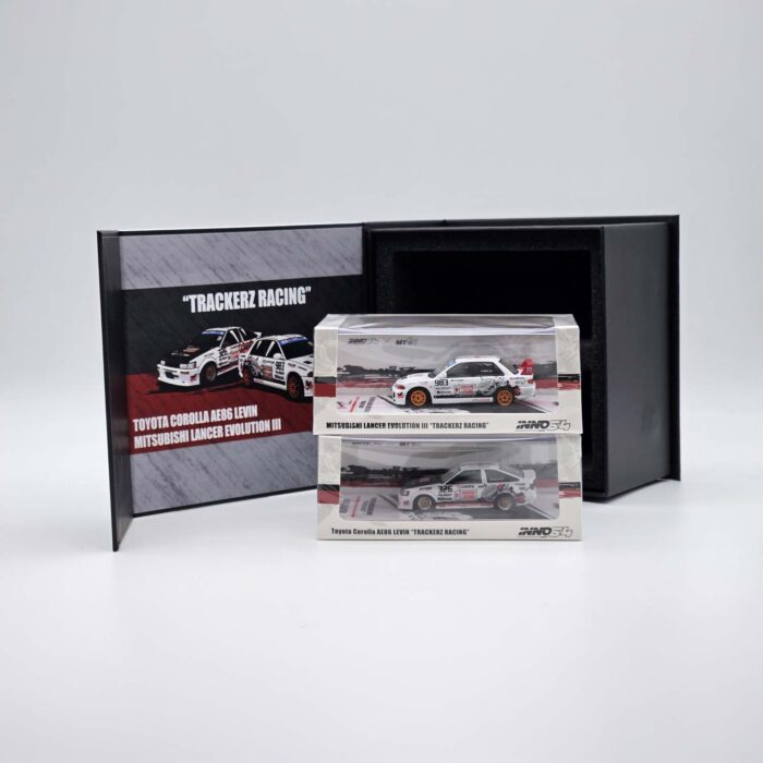 Inno64 - Toyota Corolla Levin AE86 #326 & Mitsubishi Lancer EVO III